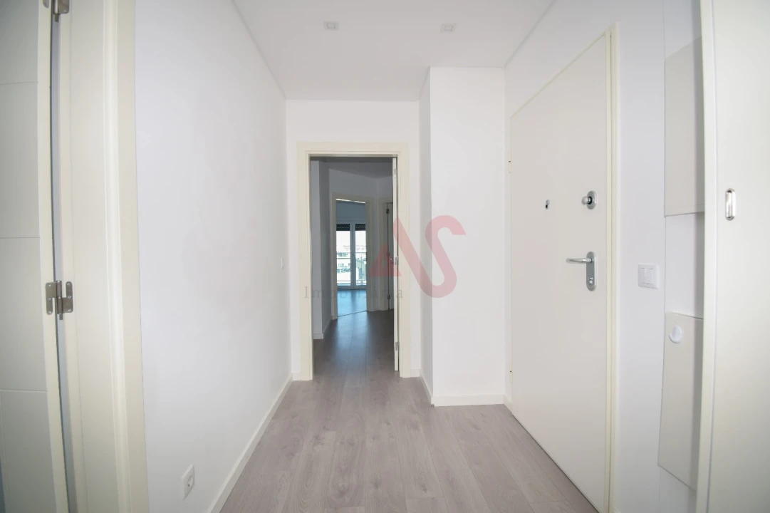 Apartamento T3 para Arrendamento em Odivelas Foto 6