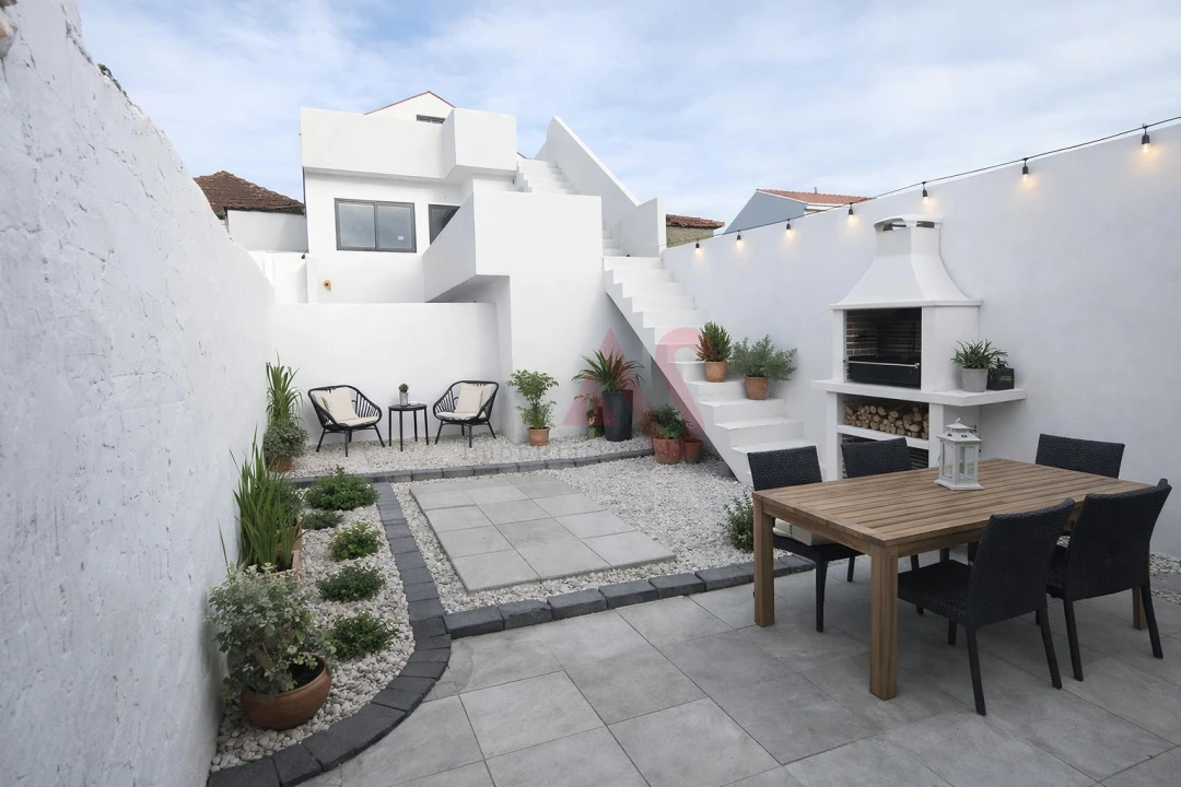 Moradia T6 para Venda em Azurara Foto 13