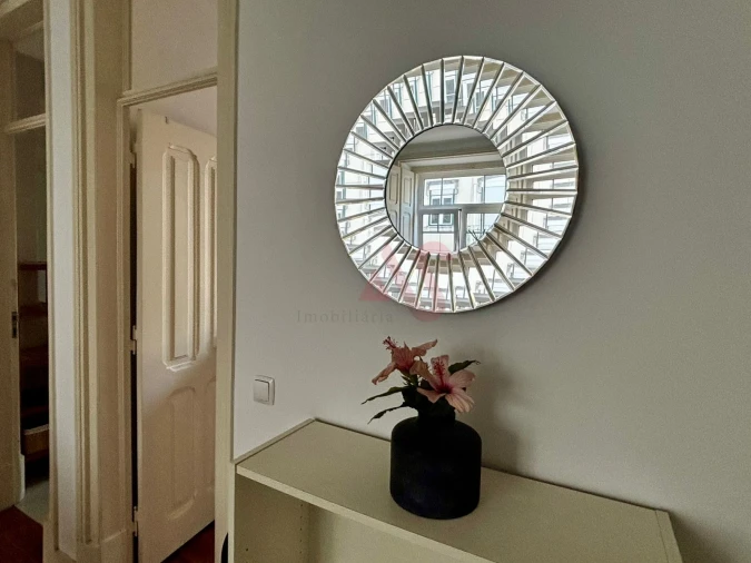 Apartamento T2 para Arrendamento em Penha de França Foto 4