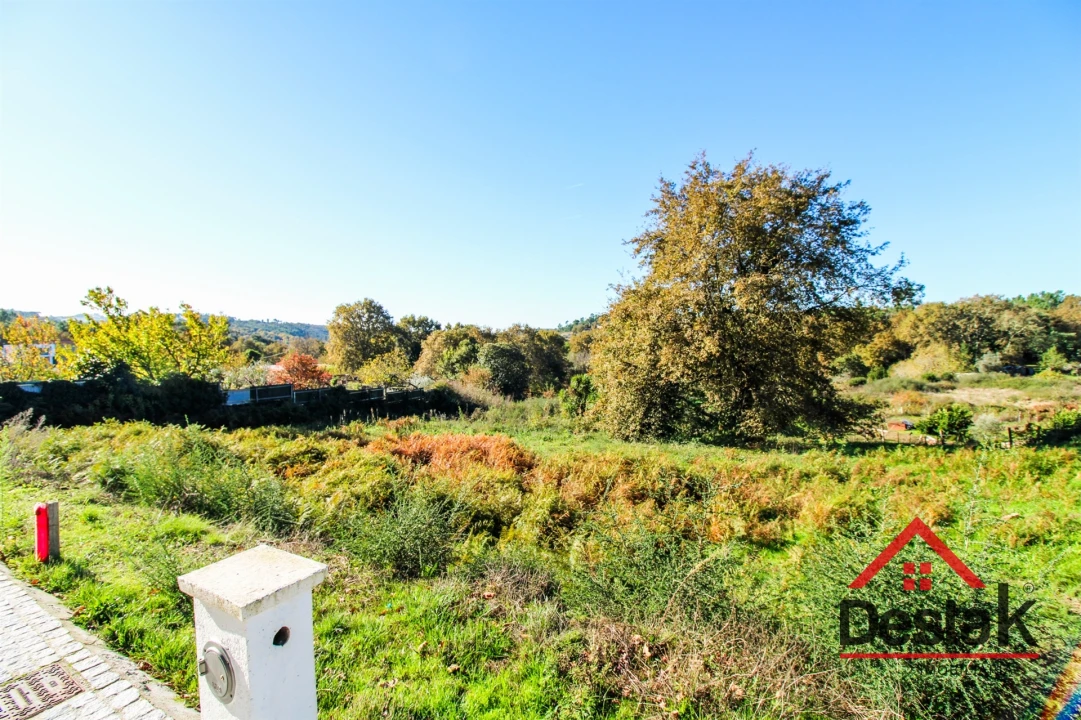Terreno para Venda em Orgens Foto 3