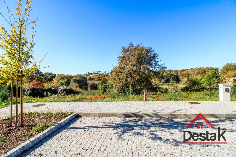 Terreno para Venda em Orgens Foto 6