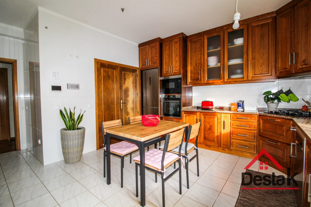 Moradia T3 para Venda em São Pedro do Sul, Várzea e Baiões Foto 4