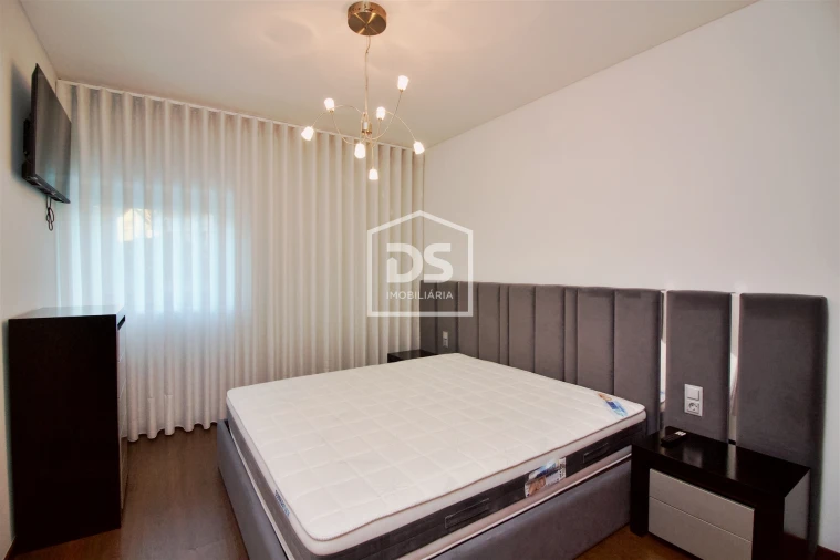 Moradia T3 para Venda em Aveleda Foto 22