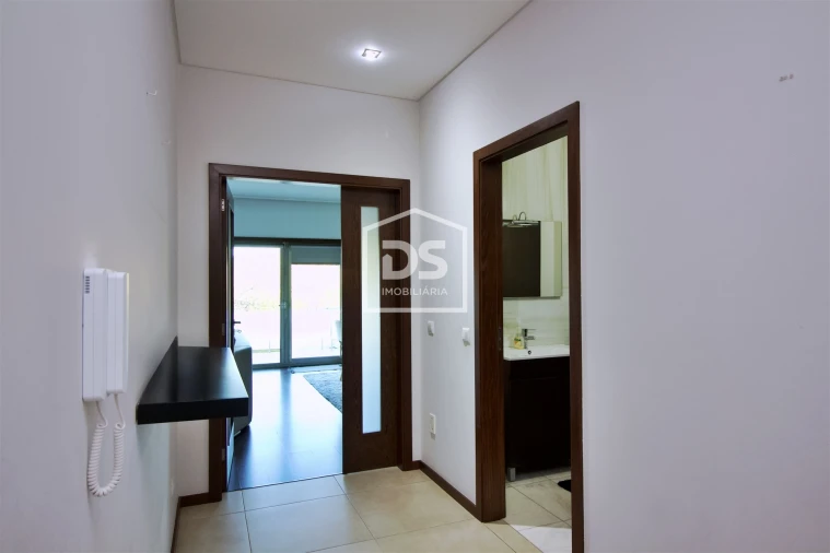 Moradia T3 para Venda em Aveleda Foto 11