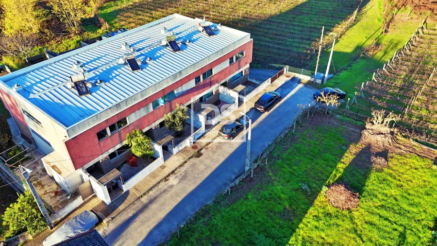 Moradia T3 para Venda em Aveleda Foto 44