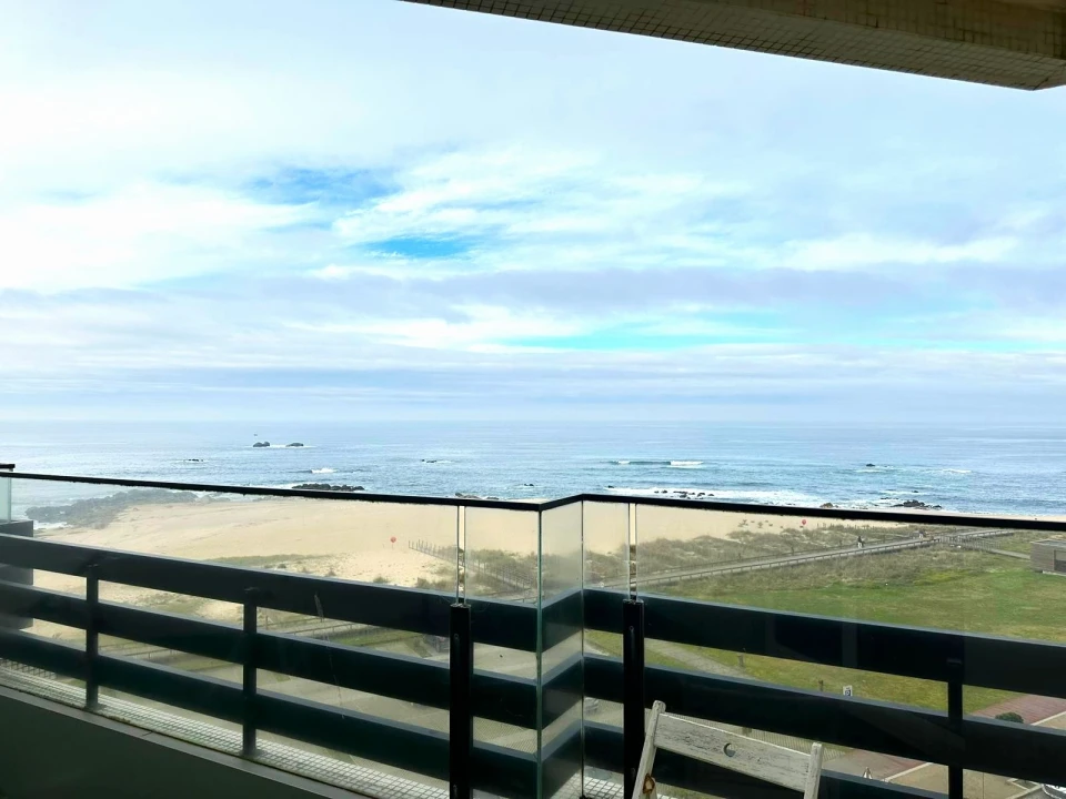 Apartamento T3 para Venda em Aver-O-Mar, Amorim e Terroso Foto 1