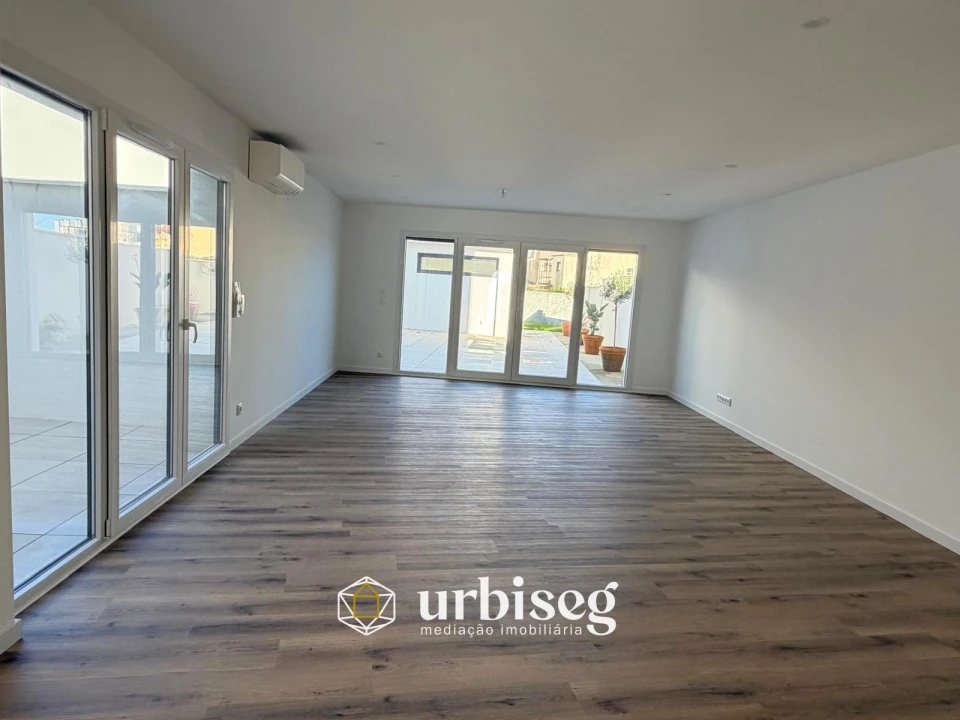 Moradia T5 para Venda em Quiaios Foto 8