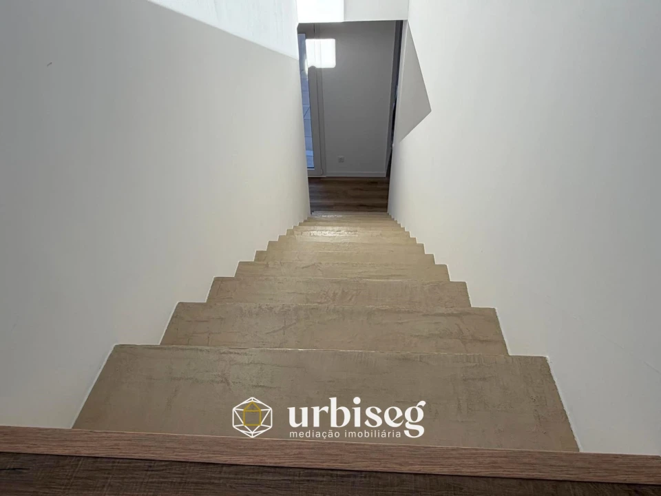 Moradia T5 para Venda em Quiaios Foto 34