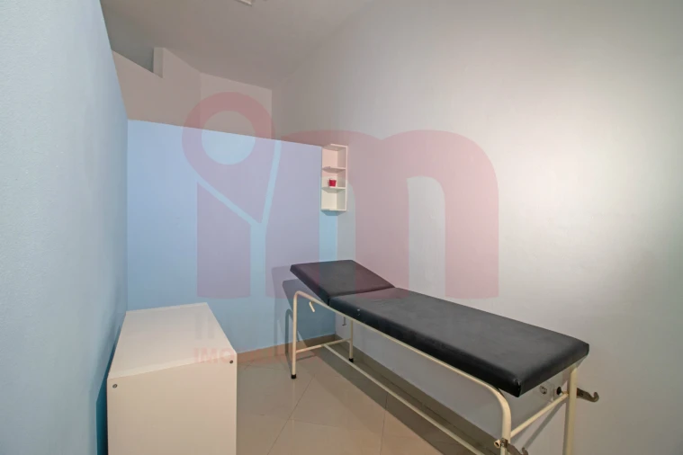 Loja para Venda em São Tomé de Negrelos Foto 10