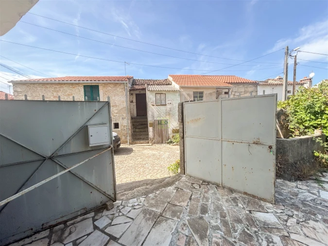 Moradia T2 para Venda em Aldeia do Bispo, Águas e Aldeia de João Pires Foto 29