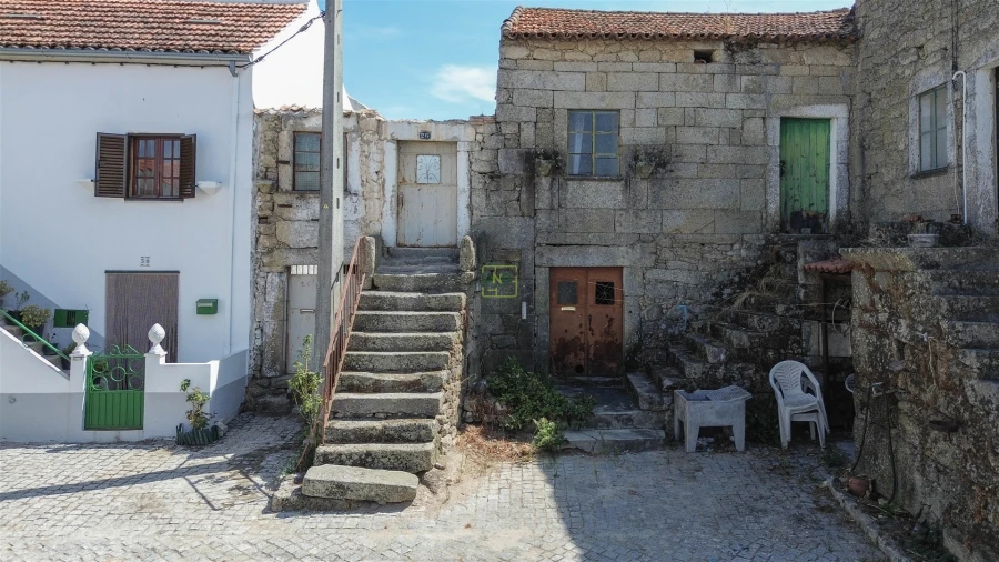 Moradia T2 para Venda em Aldeia do Bispo, Águas e Aldeia de João Pires Foto 10