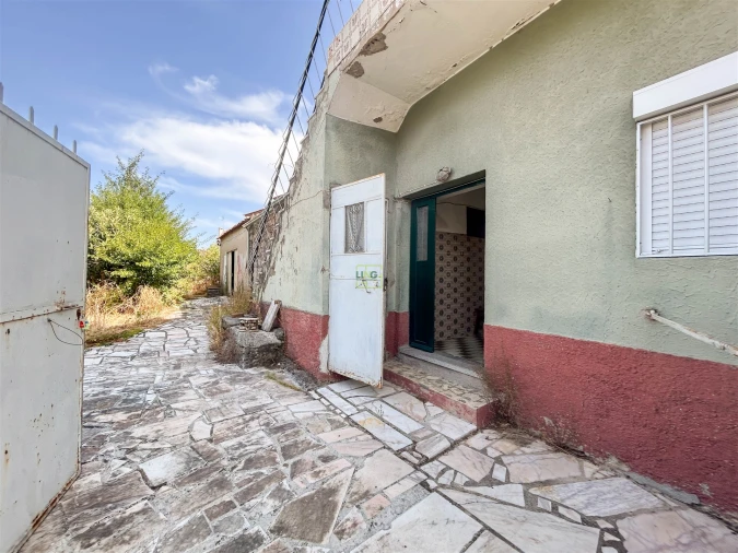 Moradia T2 para Venda em Aldeia do Bispo, Águas e Aldeia de João Pires Foto 18