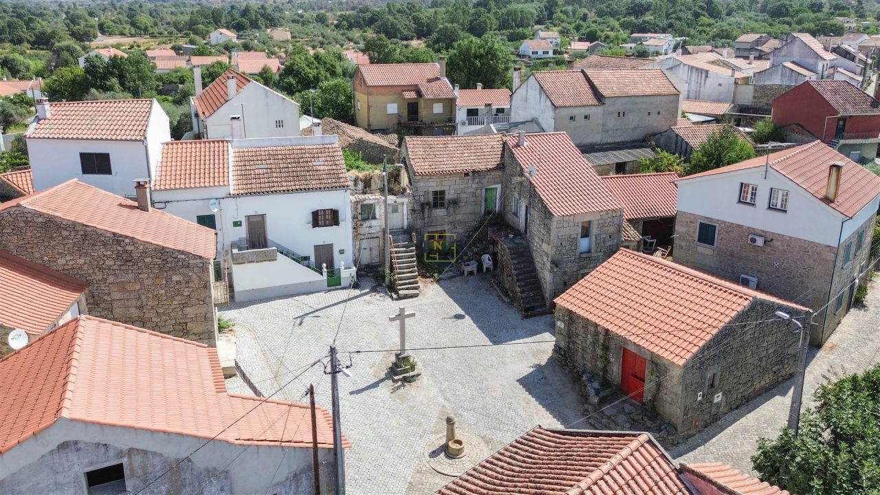 Moradia T2 para Venda em Aldeia do Bispo, Águas e Aldeia de João Pires Foto 14