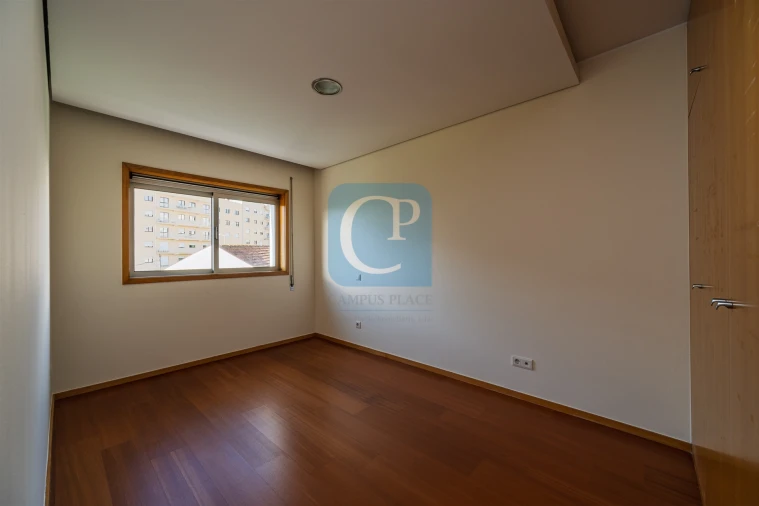 Apartamento T3 para Venda em Custóias, Leça do Balio e Guifões Foto 17