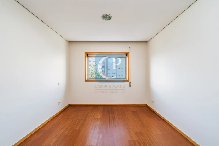 Apartamento T3 para Venda em Custóias, Leça do Balio e Guifões Foto 19