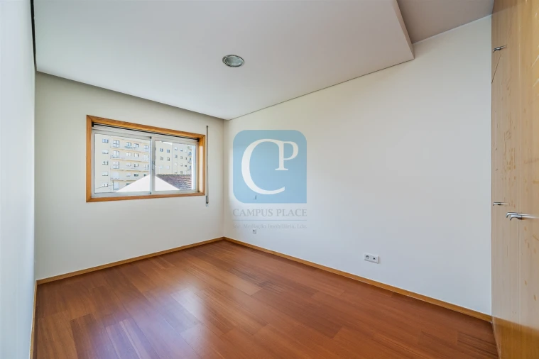 Apartamento T3 para Venda em Custóias, Leça do Balio e Guifões Foto 16