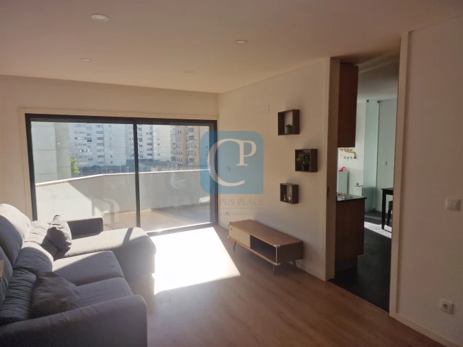 Apartamento T2 para Arrendamento em Ramalde Foto 3
