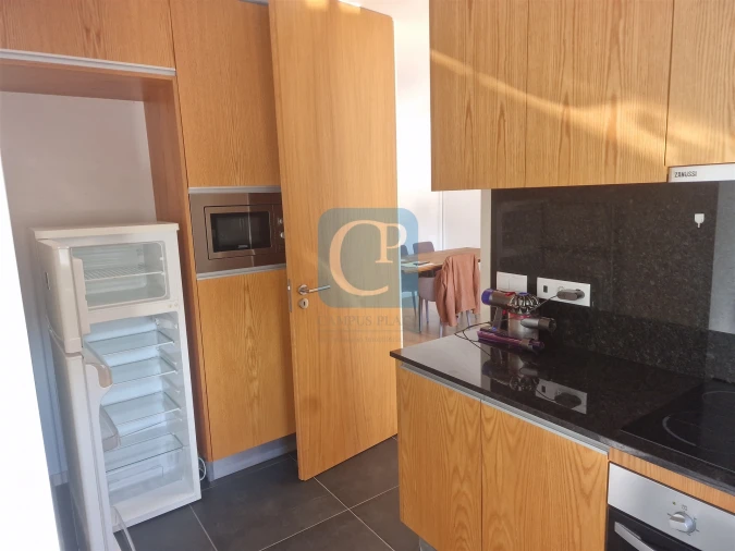 Apartamento T2 para Arrendamento em Ramalde Foto 8