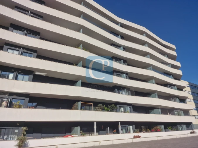 Apartamento T2 para Arrendamento em Ramalde Foto 28
