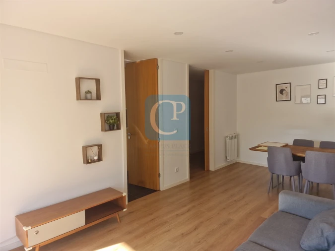 Apartamento T2 para Arrendamento em Ramalde