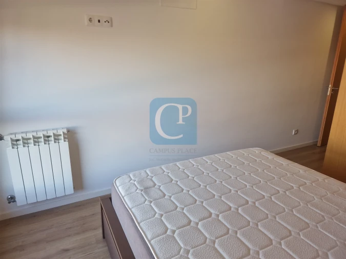 Apartamento T2 para Arrendamento em Ramalde Foto 15