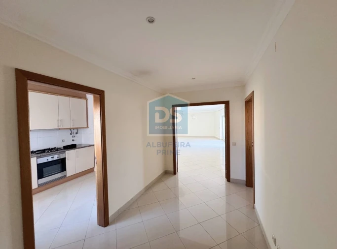 Apartamento T3 para Venda em Quarteira Foto 30