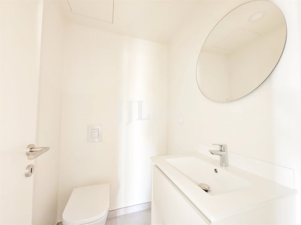 Apartamento T2 para Arrendamento em Lumiar Foto 5