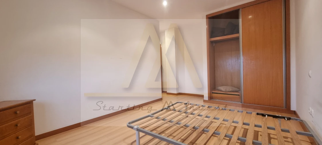 Apartamento T3 para Venda em Retorta e Tougues Foto 12