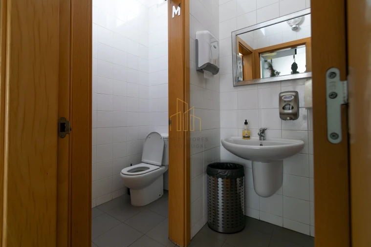 Negócio para Venda em Nossa Senhora da Conceição e São Bartolomeu Foto 16