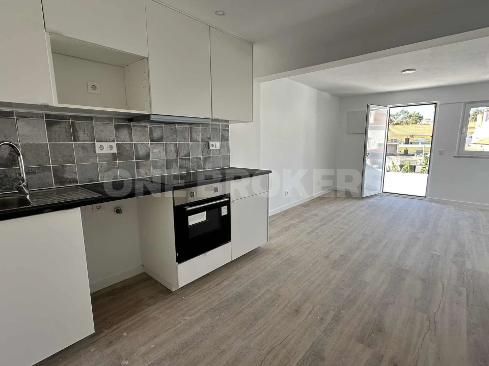 Apartamento T2 para Venda em Santa Iria de Azoia, São João da Talha e Bobadela Foto 7