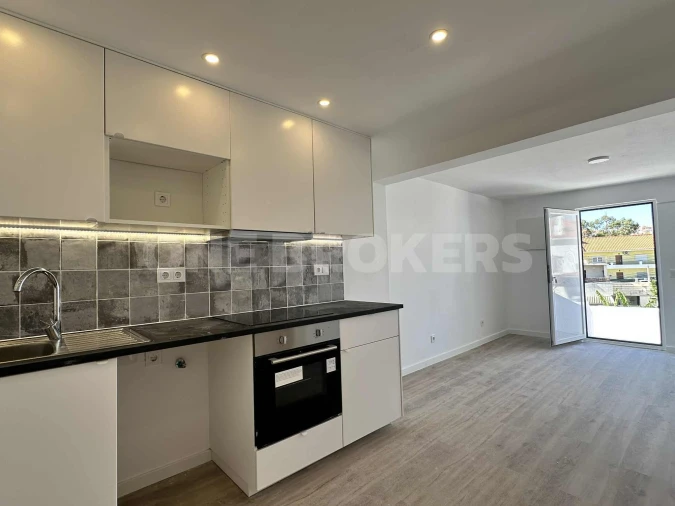 Apartamento T2 para Venda em Santa Iria de Azoia, São João da Talha e Bobadela Foto 9