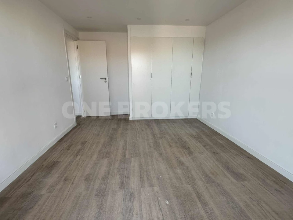 Apartamento T2 para Venda em Santa Iria de Azoia, São João da Talha e Bobadela Foto 13