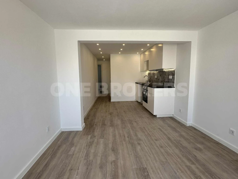 Apartamento T2 para Venda em Santa Iria de Azoia, São João da Talha e Bobadela Foto 8