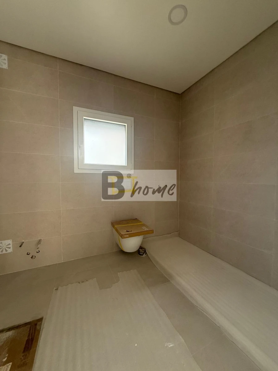 Moradia T4 para Venda em Charneca de Caparica e Sobreda Foto 18