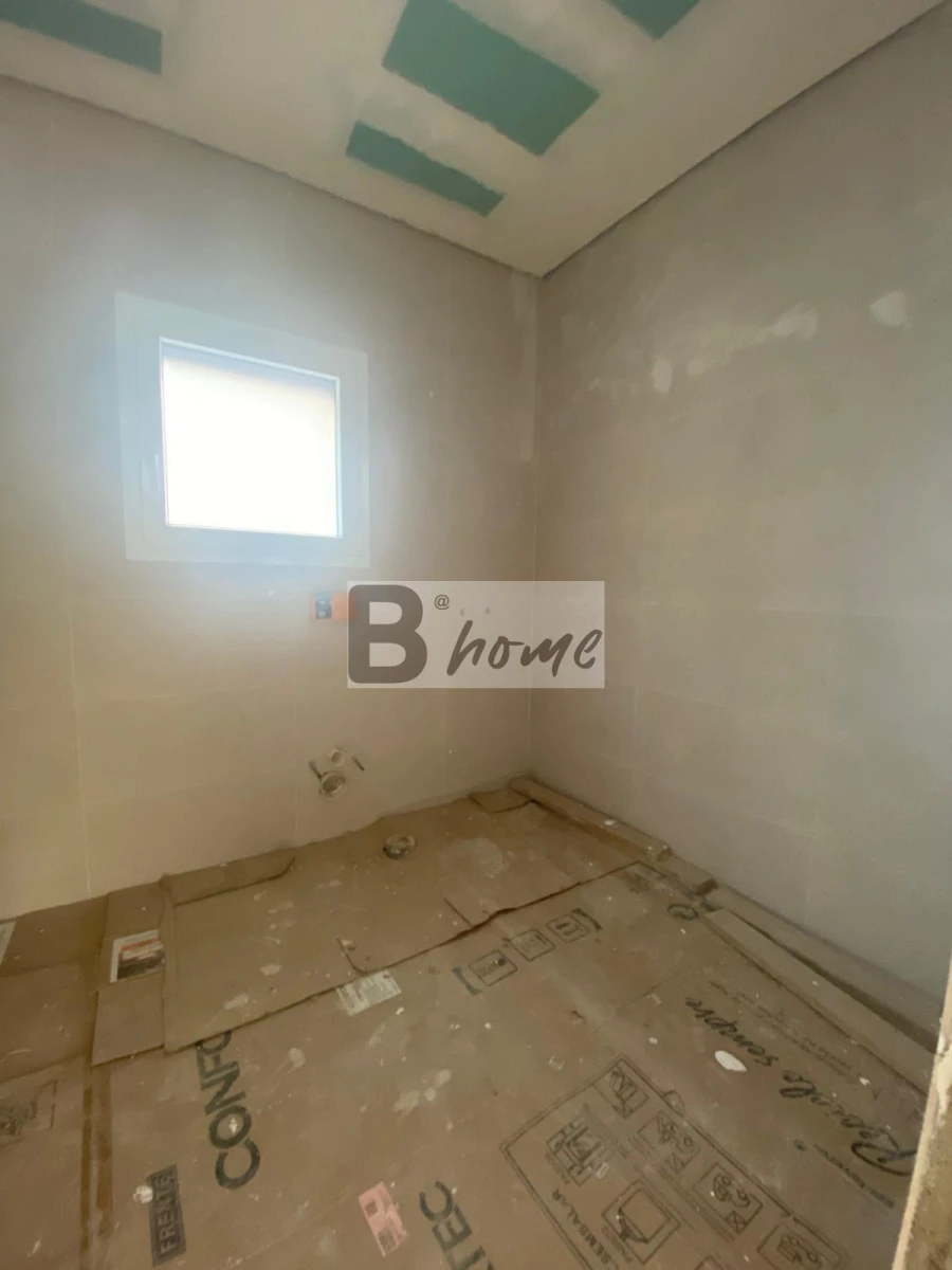 Moradia T4 para Venda em Charneca de Caparica e Sobreda Foto 14