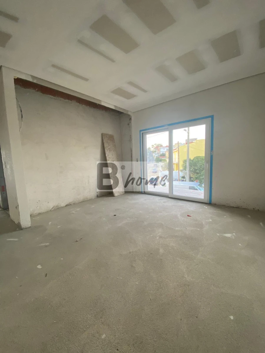 Moradia T4 para Venda em Charneca de Caparica e Sobreda Foto 15