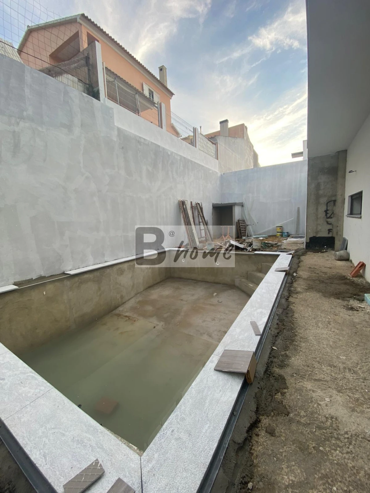Moradia T4 para Venda em Charneca de Caparica e Sobreda Foto 5