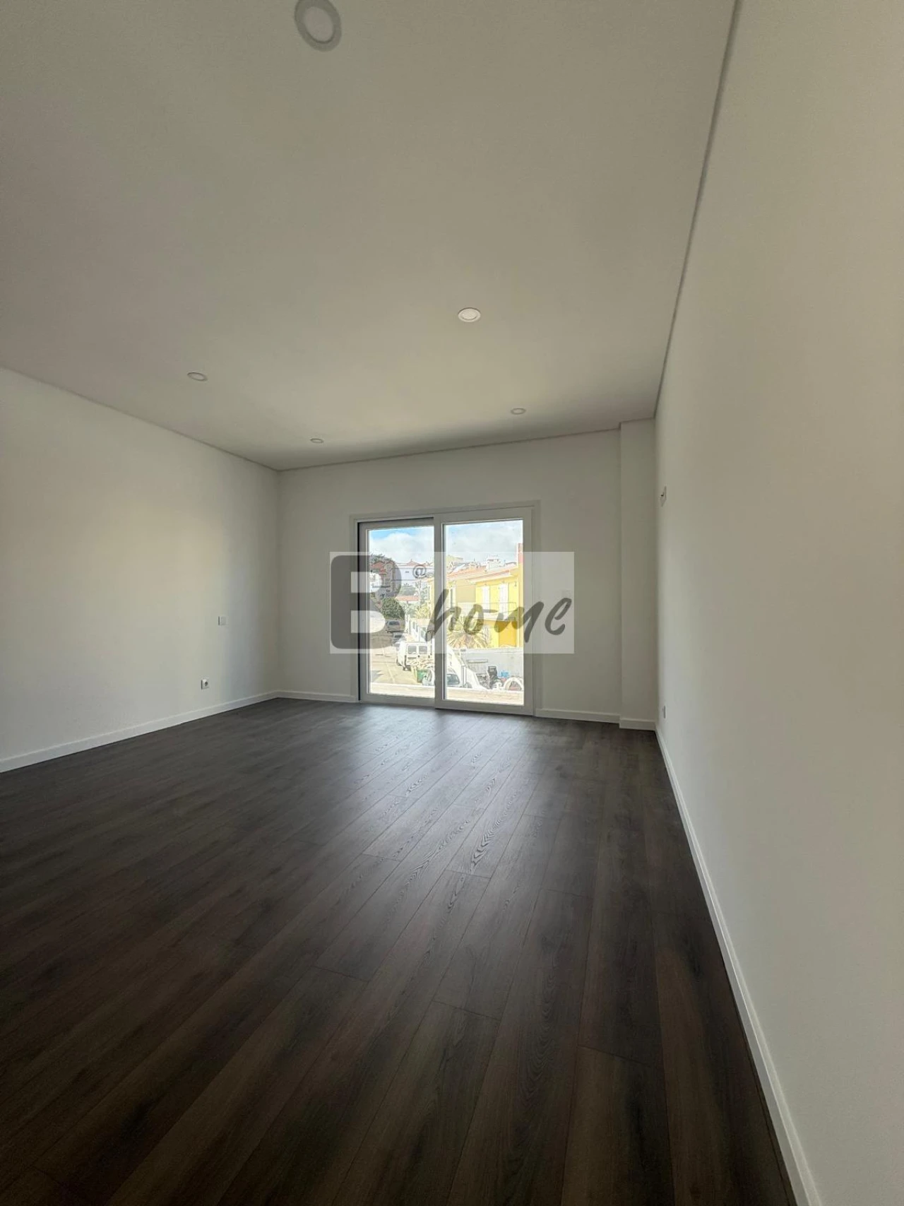 Moradia T4 para Venda em Charneca de Caparica e Sobreda Foto 12