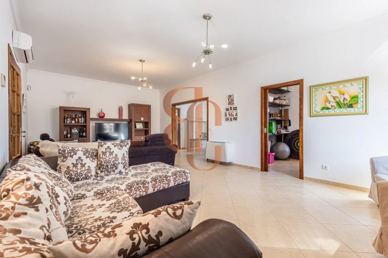 Moradia T4 para Venda em Almoster Foto 18