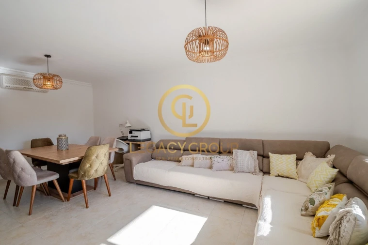 Apartamento T2 para Venda em Portimão Foto 4