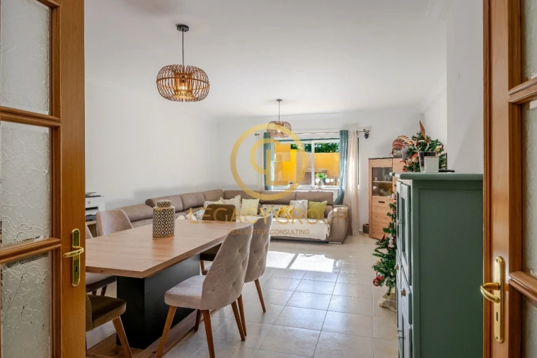 Apartamento T2 para Venda em Portimão Foto 5