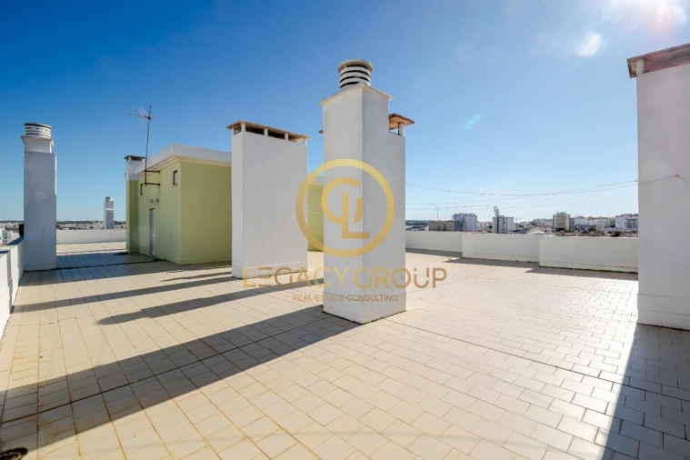 Apartamento T2 para Venda em Portimão Foto 19