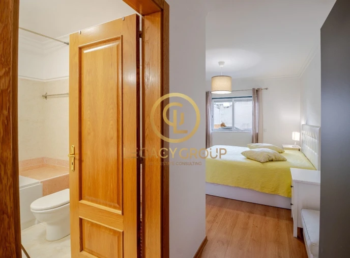 Apartamento T2 para Venda em Portimão Foto 10