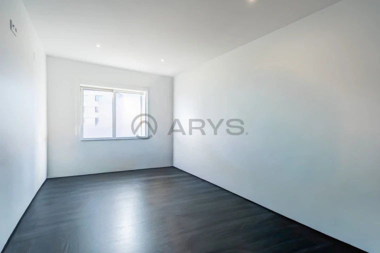 Apartamento T3 para Venda em Braga (Maximinos, Sé e Cividade) Foto 17