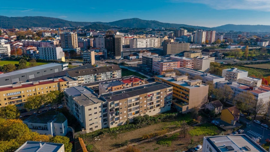 Apartamento T3 para Venda em Braga (Maximinos, Sé e Cividade) Foto 4