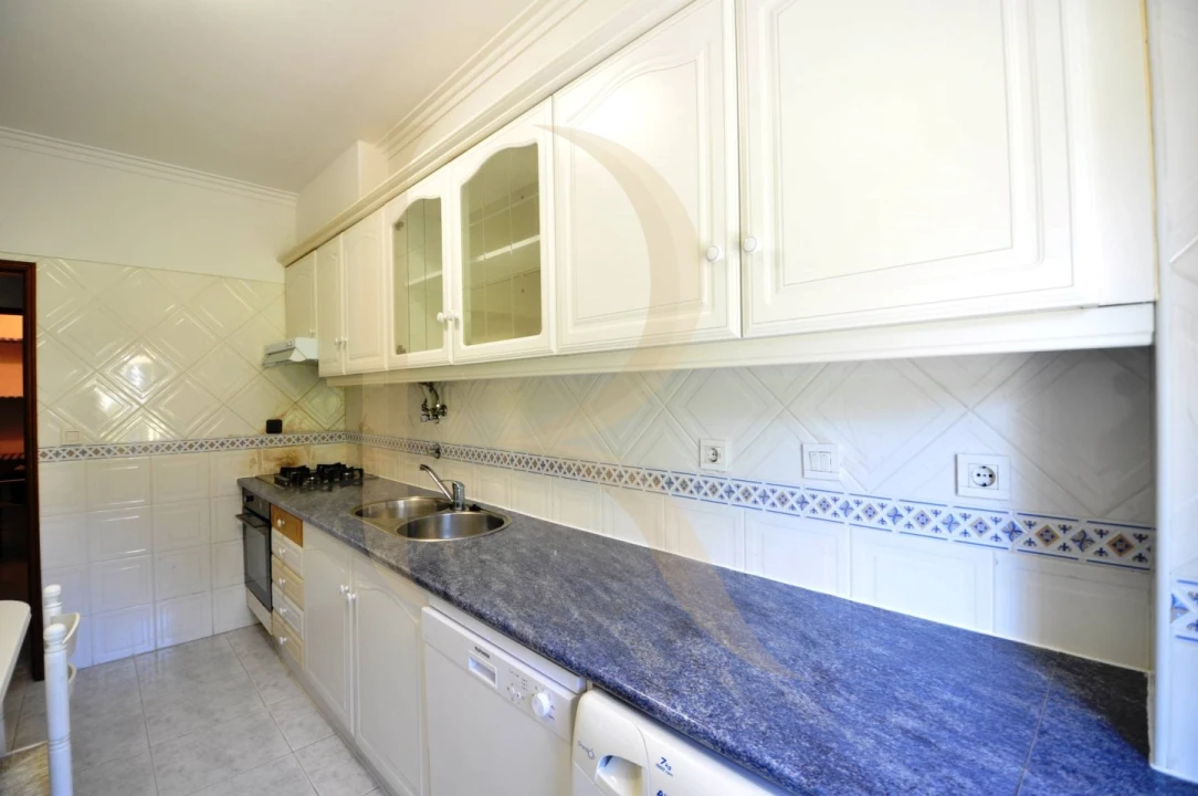 Apartamento T2 para Venda em Charneca de Caparica e Sobreda Foto 9