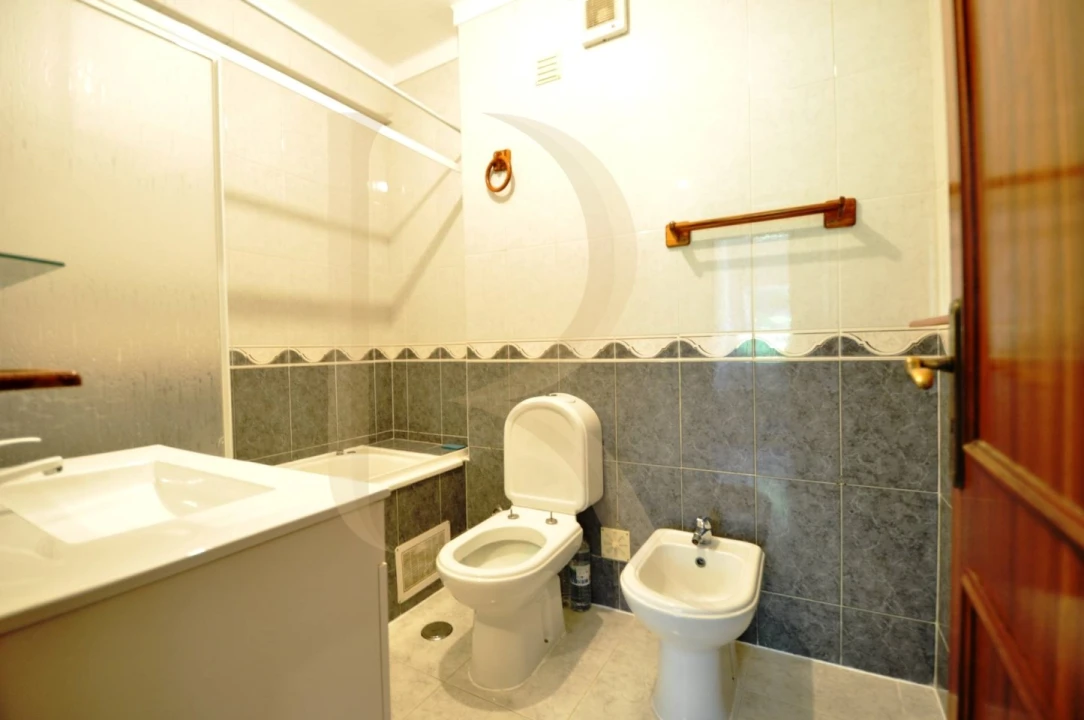 Apartamento T2 para Venda em Charneca de Caparica e Sobreda Foto 11