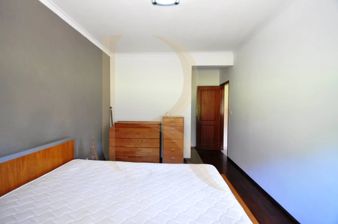 Apartamento T2 para Venda em Charneca de Caparica e Sobreda Foto 14