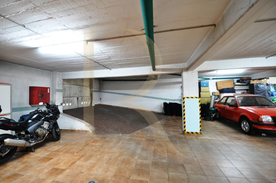 Apartamento T2 para Venda em Charneca de Caparica e Sobreda Foto 18