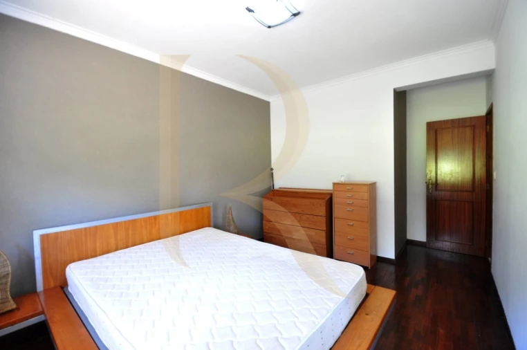 Apartamento T2 para Venda em Charneca de Caparica e Sobreda Foto 13